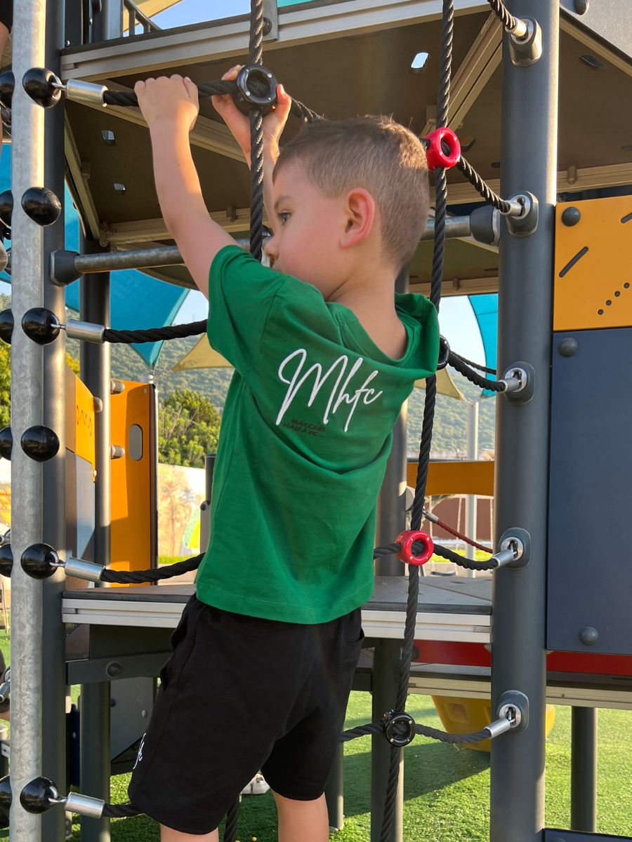 חליפה ילד אופנה ירוקה חתימה בכתף
